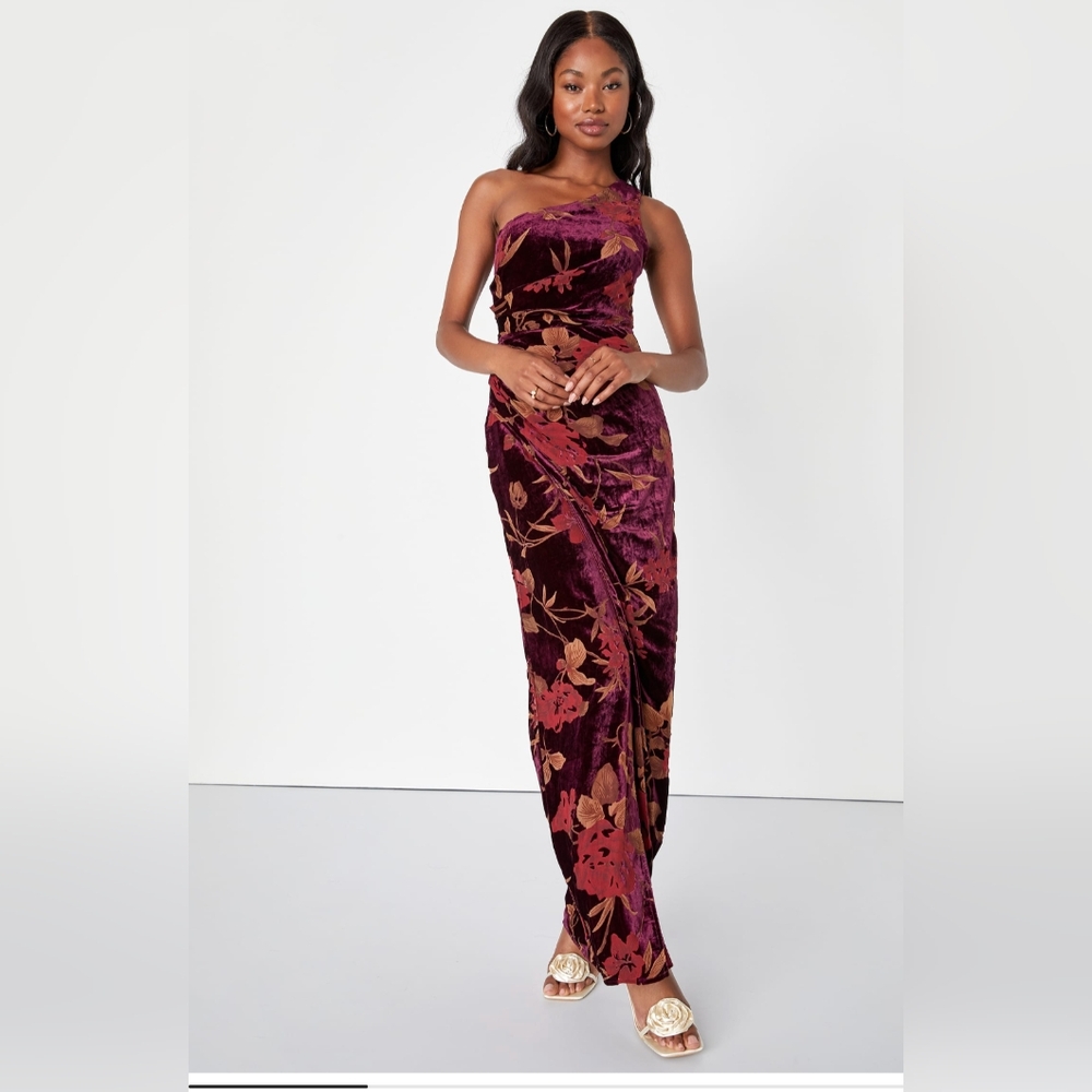 Unreal Awe Burgundy Floral Burnout Velvet One-Shoulder Dress XL wedding